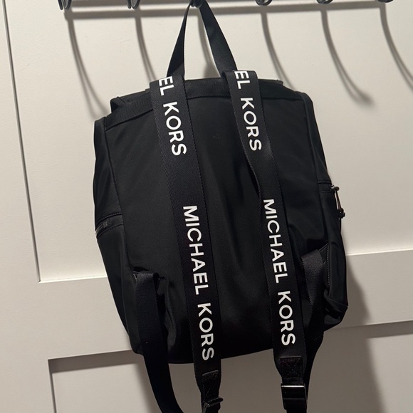Michael Kors backpack - Picture 2 of 5